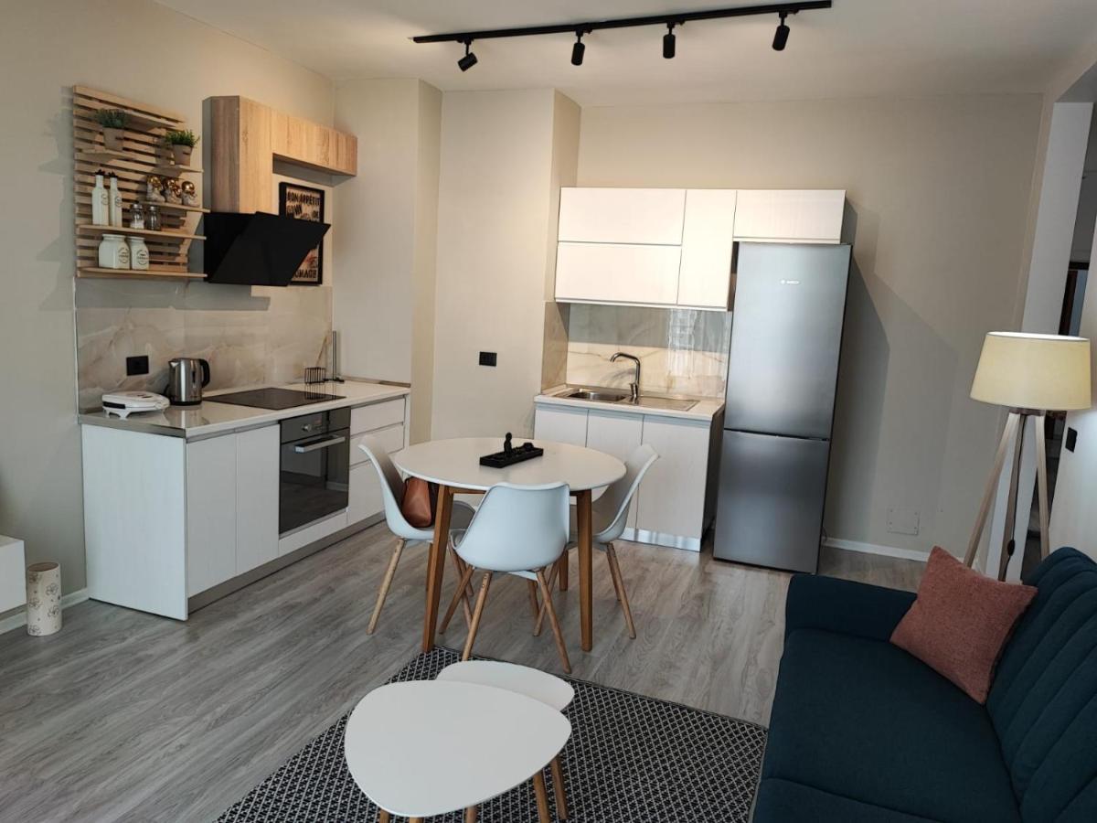 Cozy Central Tirana Apartments 외부 사진